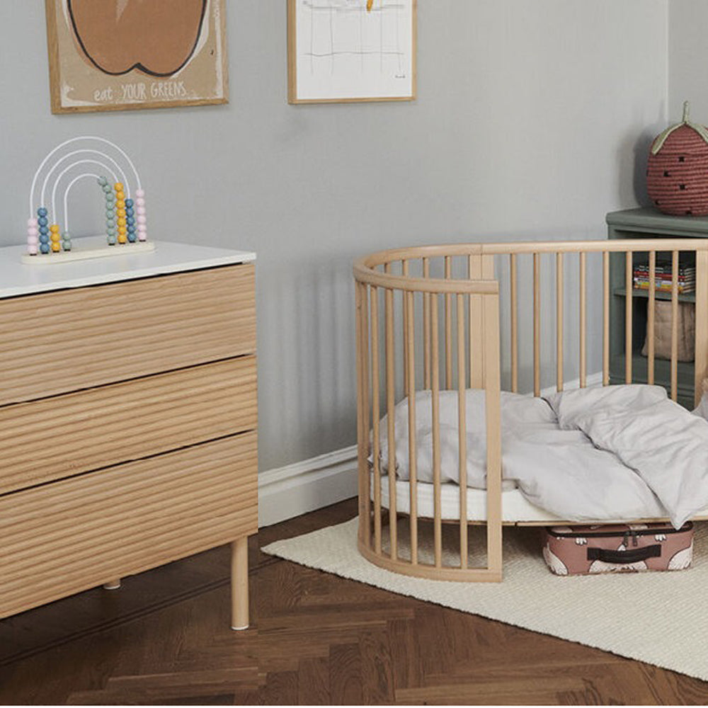 Stokke Sleepi Cot V3 + Dresser Natural